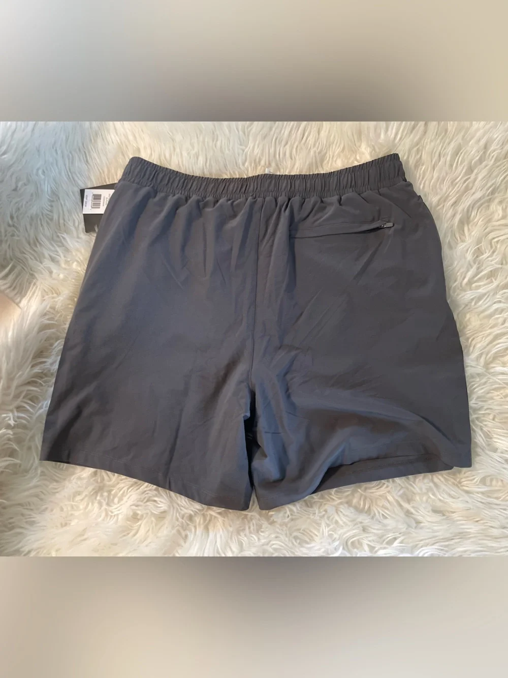 Beyond Yoga NWT Men’s Pivotal Performance Lined Shorts